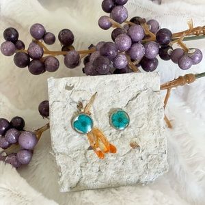 Blue Pressed Flower || Resin Earrings